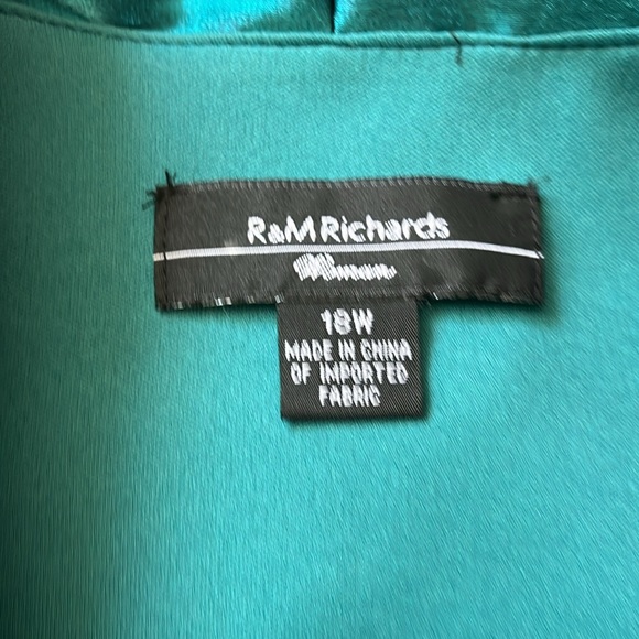 R & M Richards Woman Teal Satin Ruched Blazer Size 18W - Picture 6 of 7